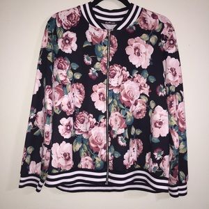 🌸Floral bomber Jacket🌸
